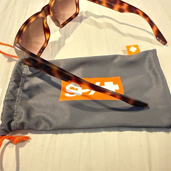 SPY “Cyrus” Sunglasses- Soft Camo Matte Tortoise - Picture 8 of 8